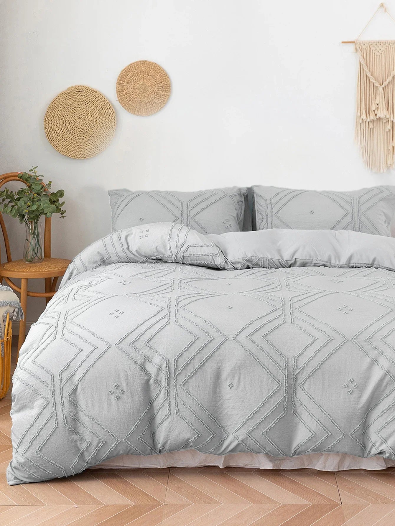 Loom Duvet + FREE PILLOWCASES