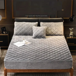 Image of Velvet Comfort Cover